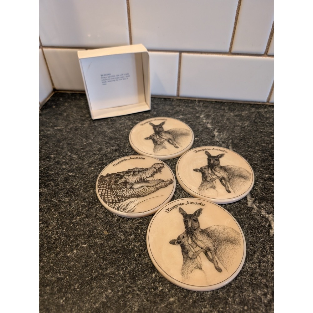 Vintage Australian Wildlife Coasters Set of 4 Kangaroo Crocodile Cork Back 4"‎